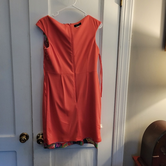 Tahari Dress - Picture 13 of 13